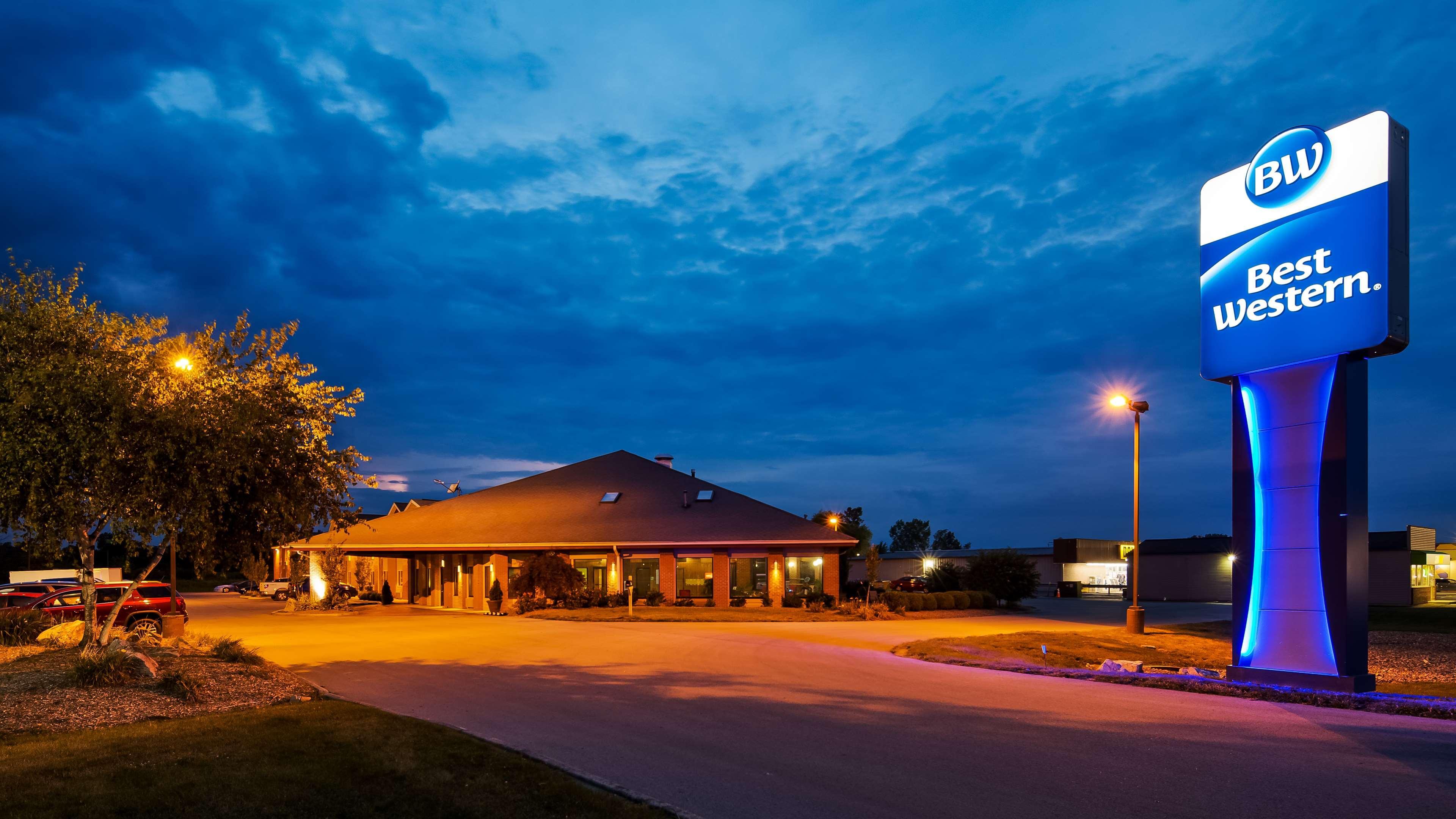 Best Western Norwalk Buitenkant foto