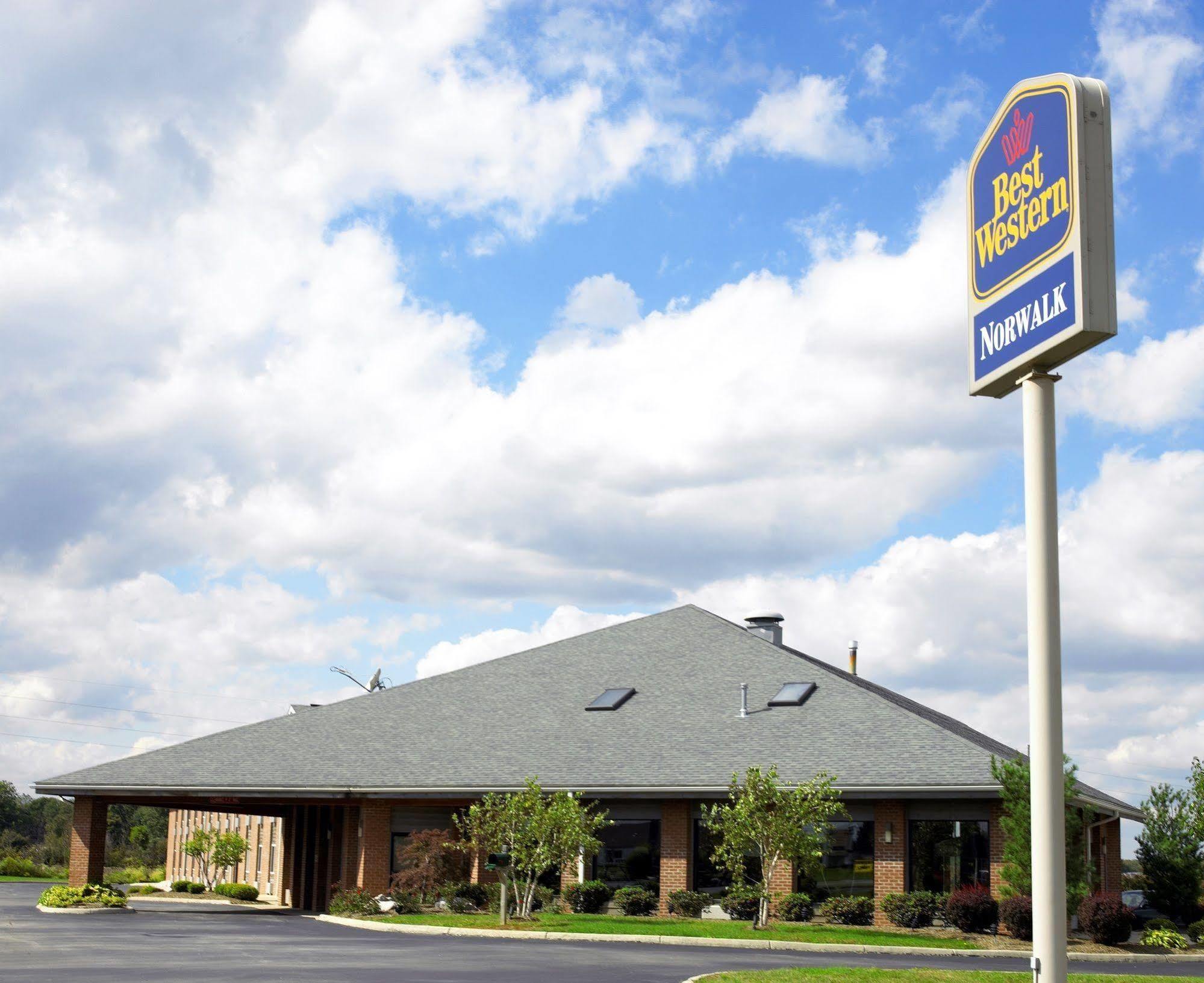 Best Western Norwalk Buitenkant foto