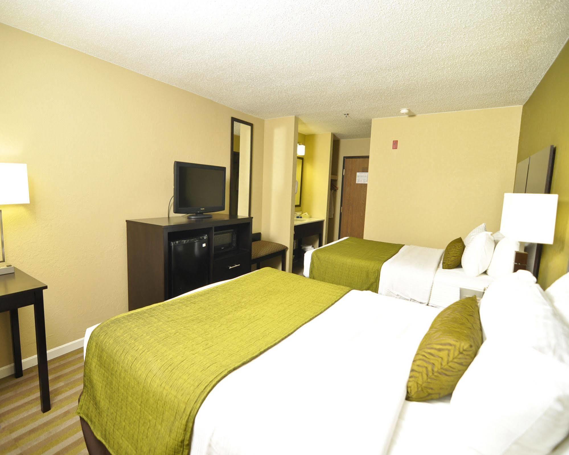 Best Western Norwalk Buitenkant foto